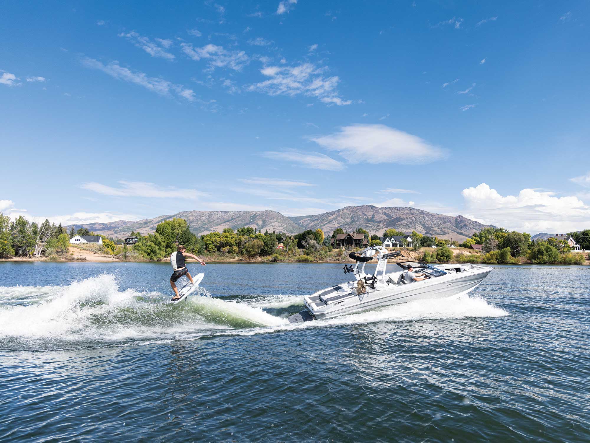 Water Sports Boat Buyers Guide Supreme Boats Boating Mag