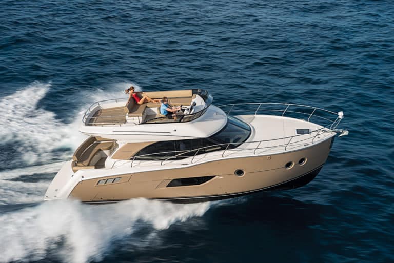 Carver C40 | Boating Mag