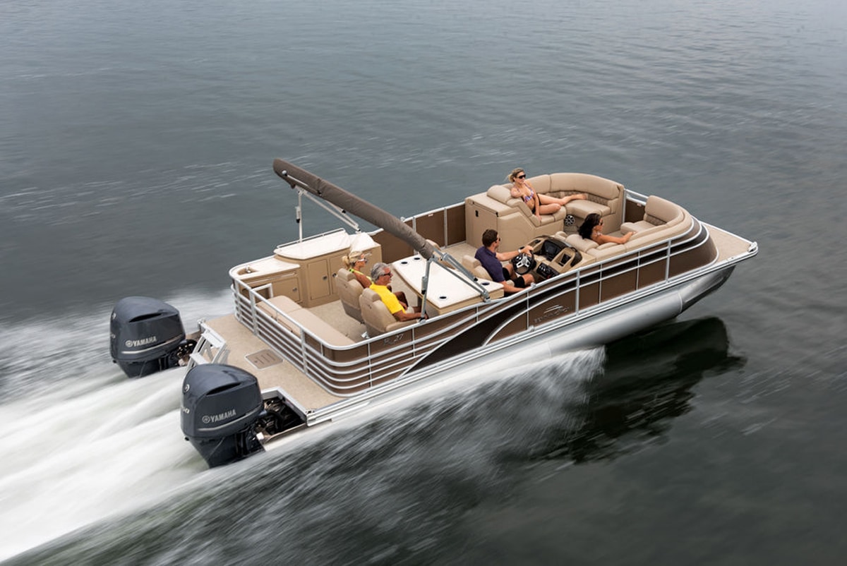 Best Pontoon Boats Of 2017 | Boating Mag