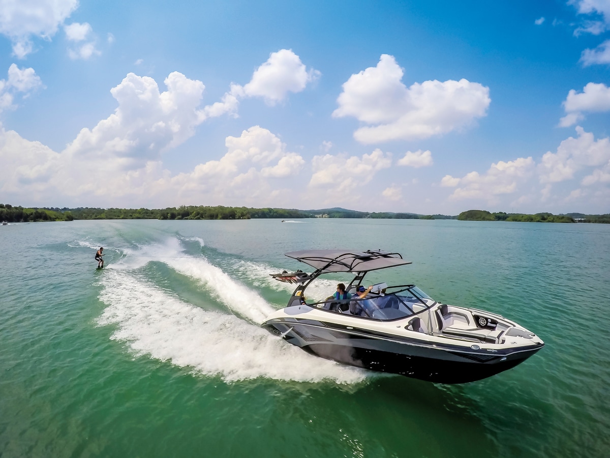 2016 Yamaha 242X E-Series, a high end tow sports boat with bold styling and  graphics. #yamahaboats #yamaha242x #boating