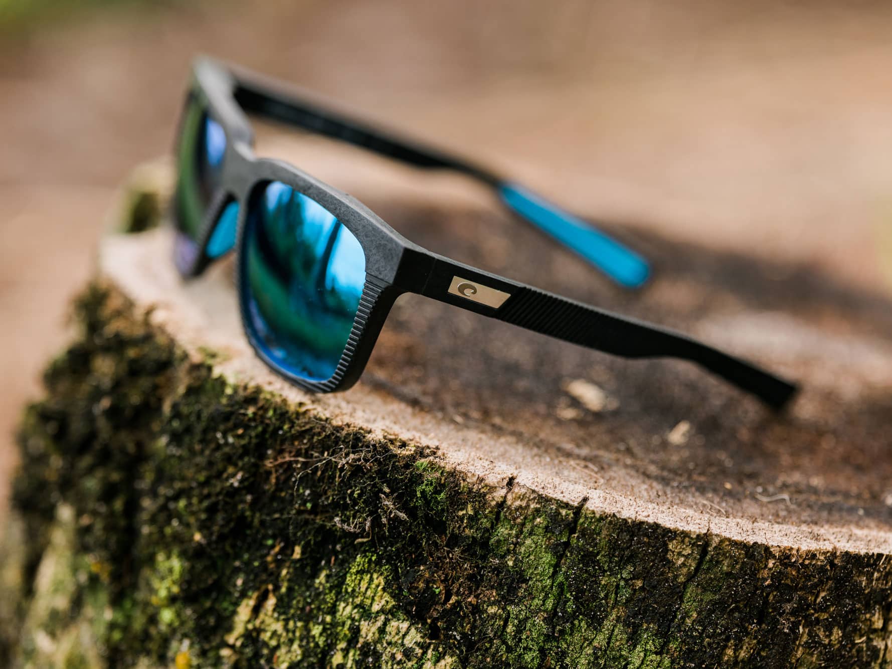 Saltbreak Polarized Sunglasses in Blue Mirror | Costa Del Mar®