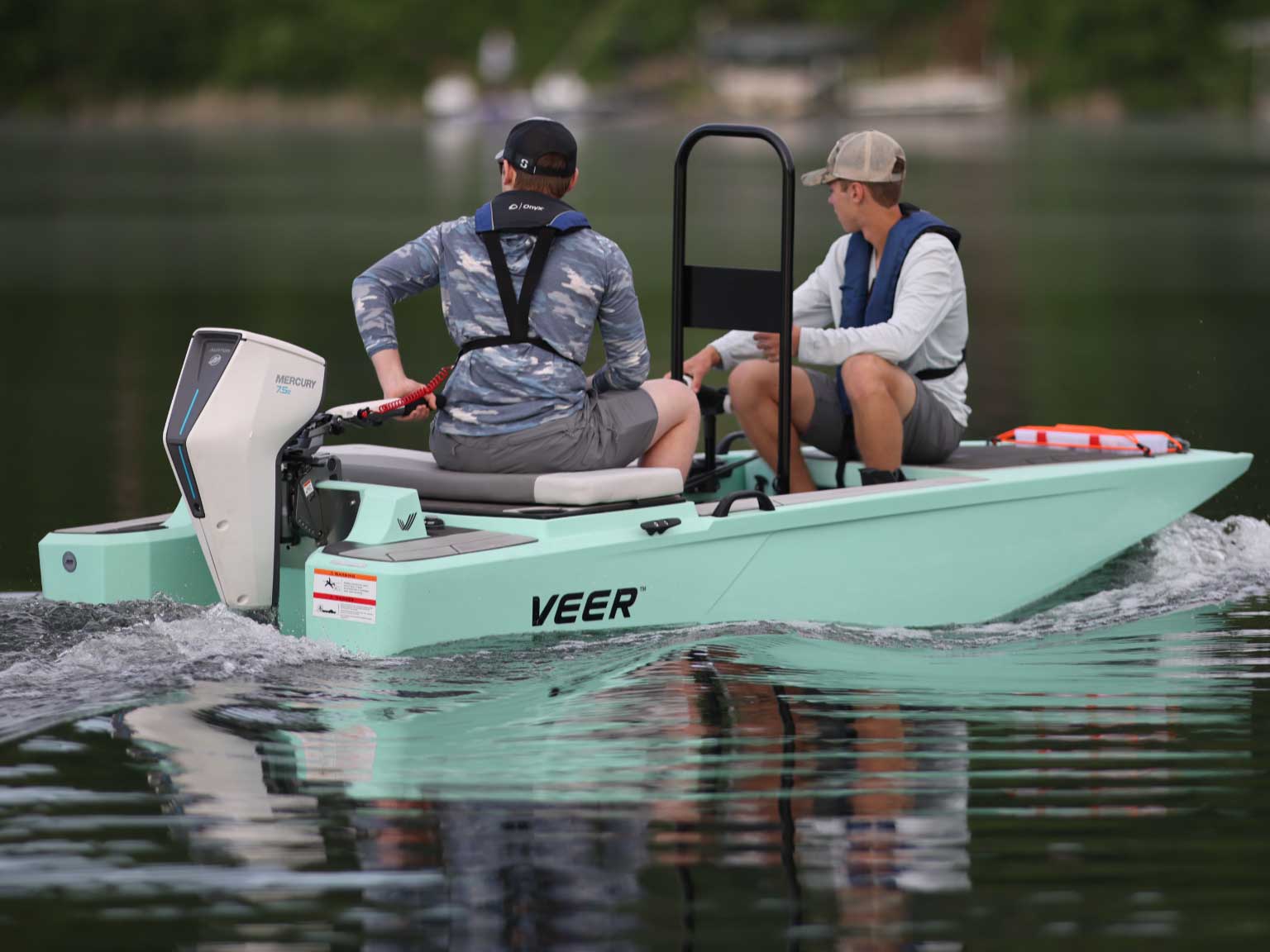 10 Best Boating Accessories For New Boaters and Anglers - Virtual