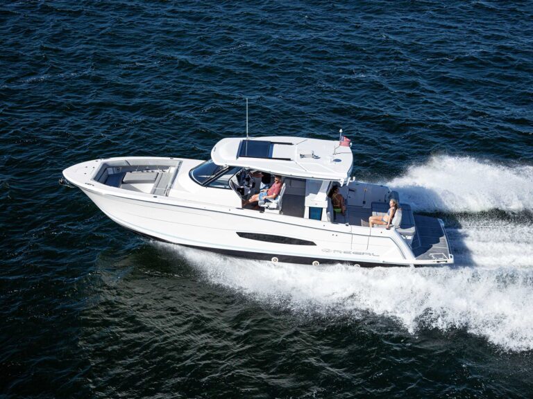 Runabout Boat Reviews, Tests, Articles and More