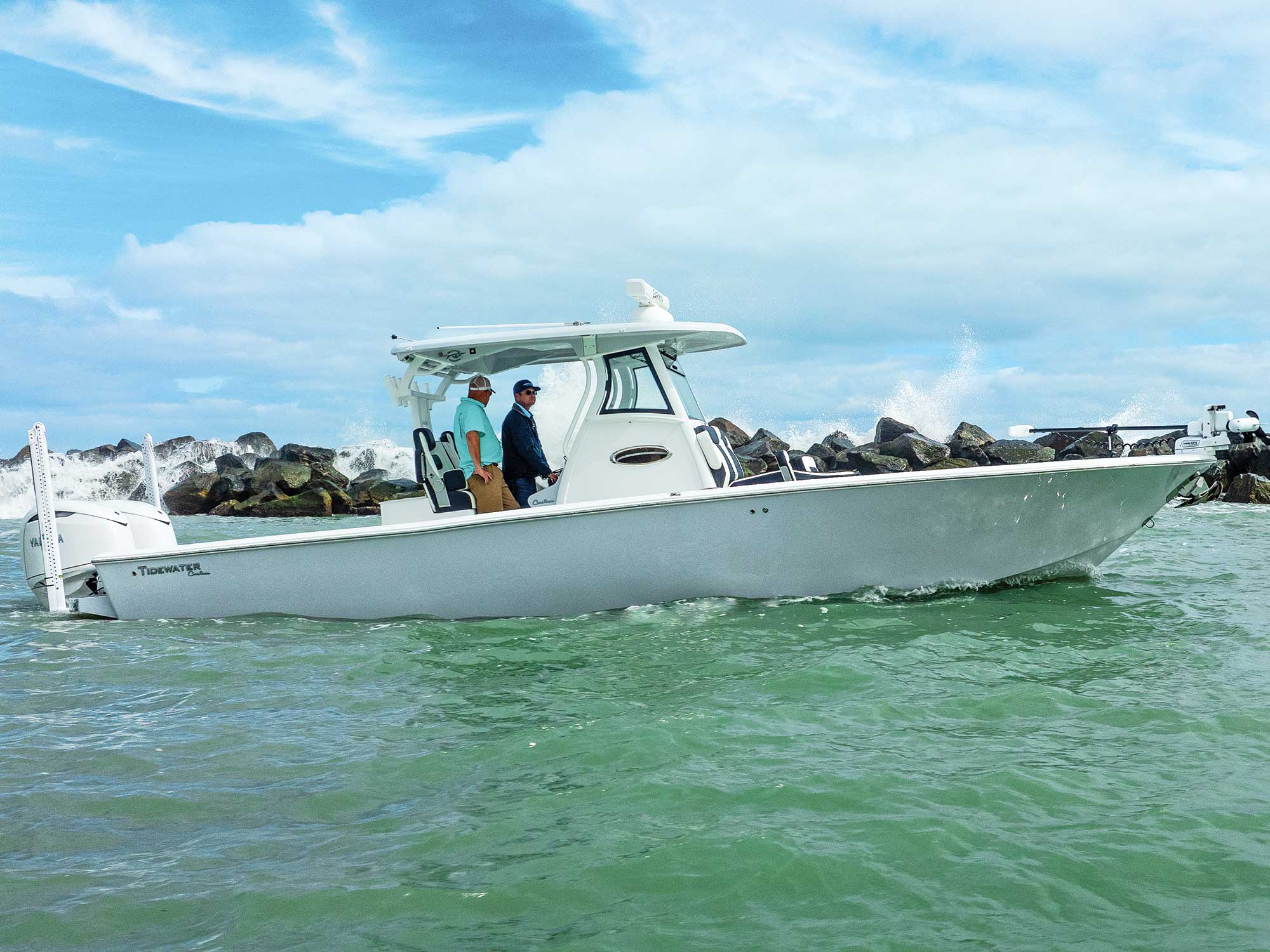 2024 Tidewater 3100 Carolina Bay Boat Test, Pricing, Specs