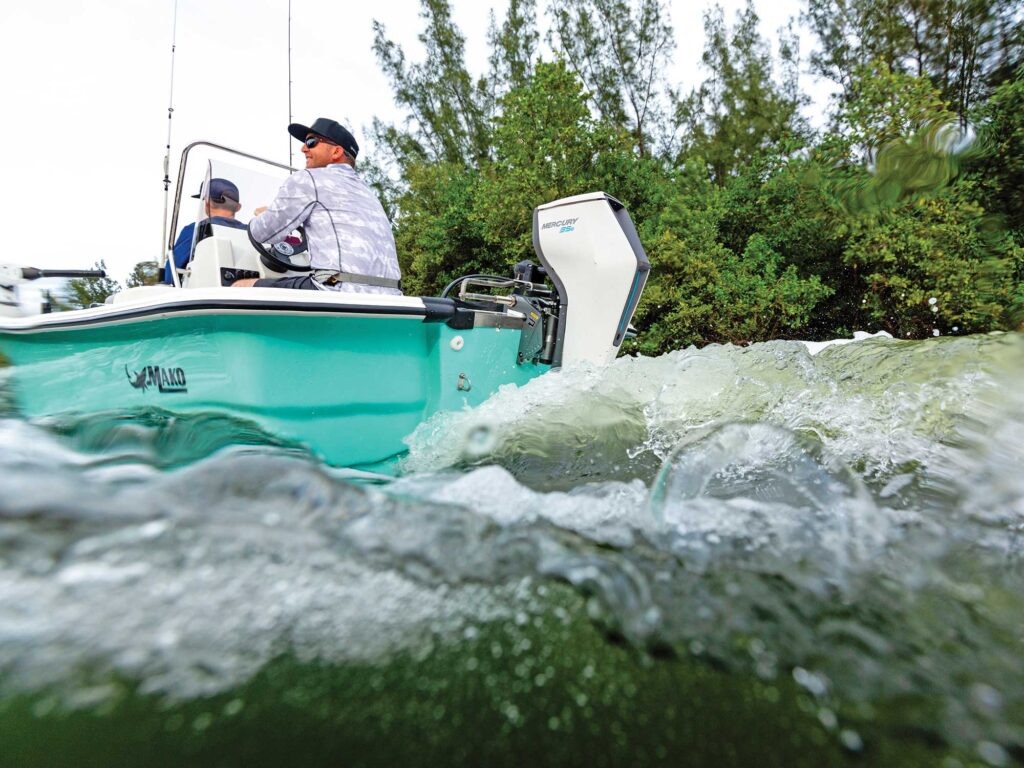 Mercury Avator outboard running