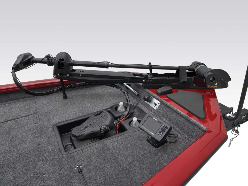 Tracker Pro Team 175 Tournament Edition forward casting platform