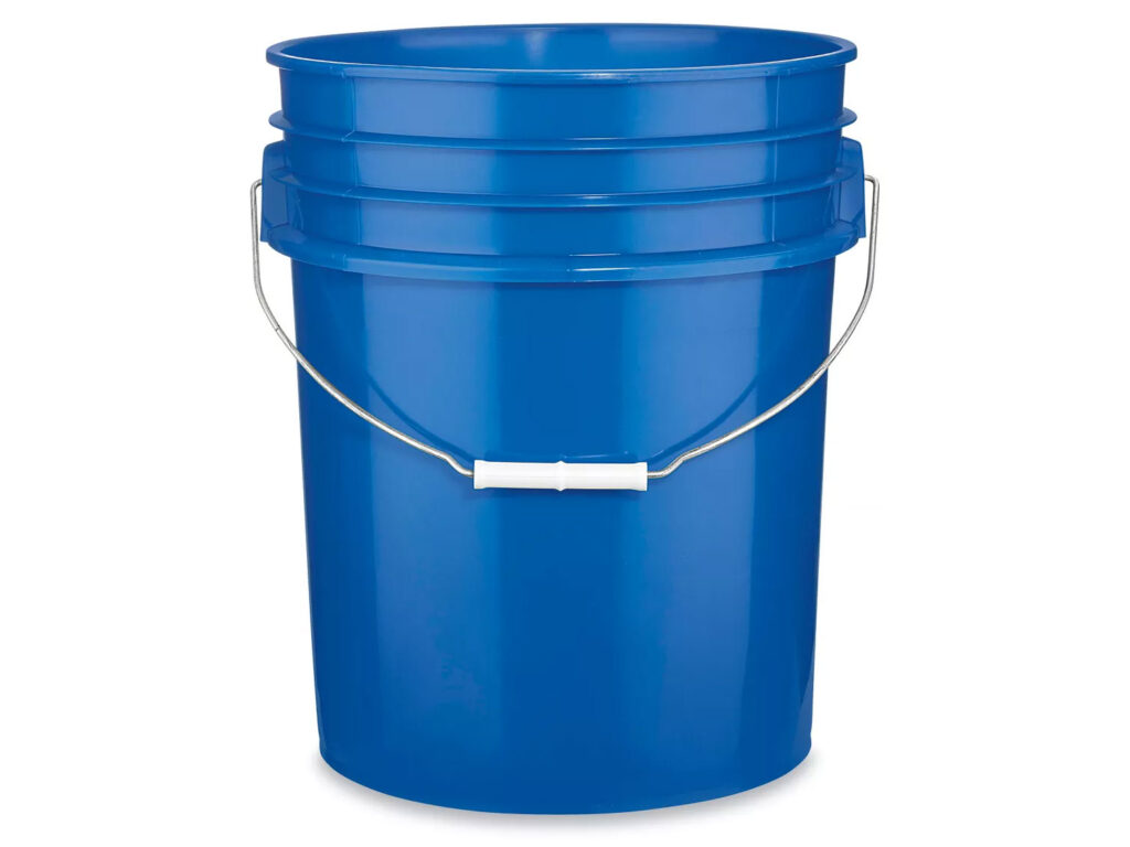 Boat maintenance bucket