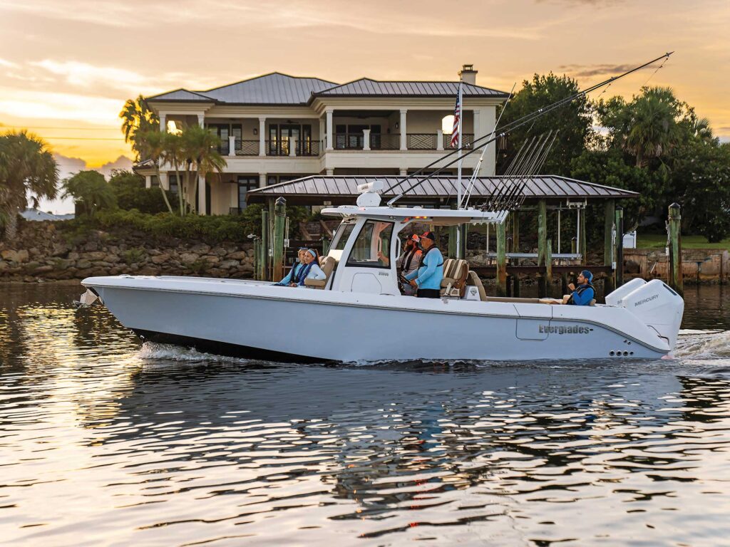 Everglades 315cc at the dock