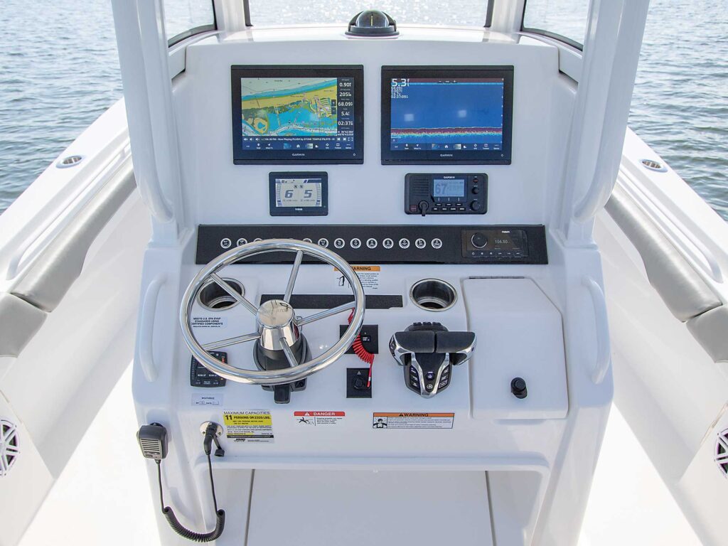 Regulator 25 helm