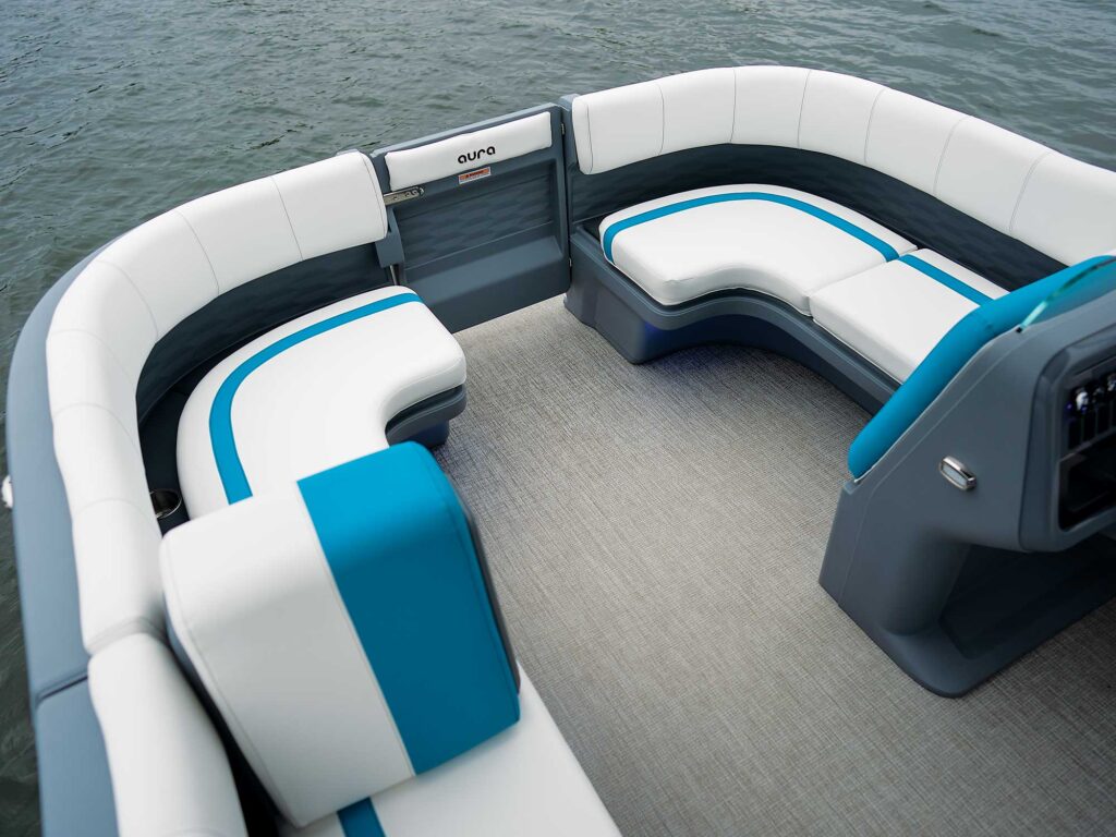 Aura Quad Lounge bow seating