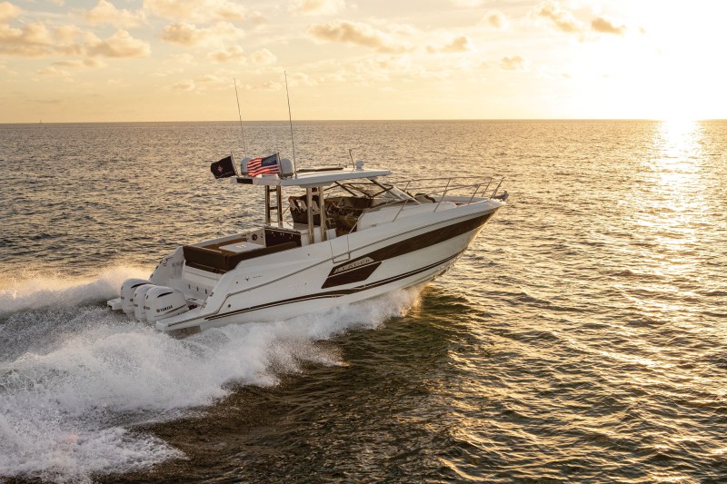Jeanneau Leader 12.5 WA running at sunset