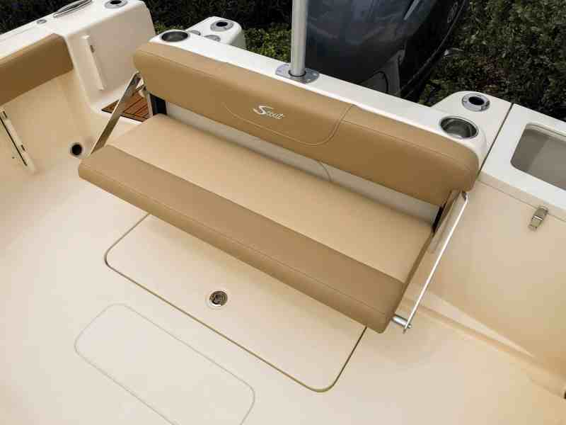 Scout 215 Dorado transom seat