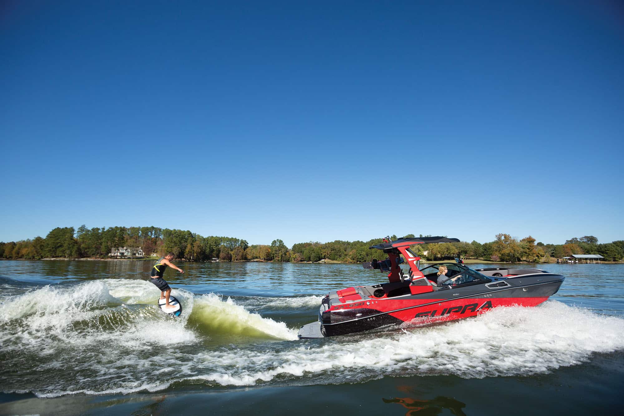 2020 Supra SA 550 Boat Test, Pricing, Specs | Boating Mag