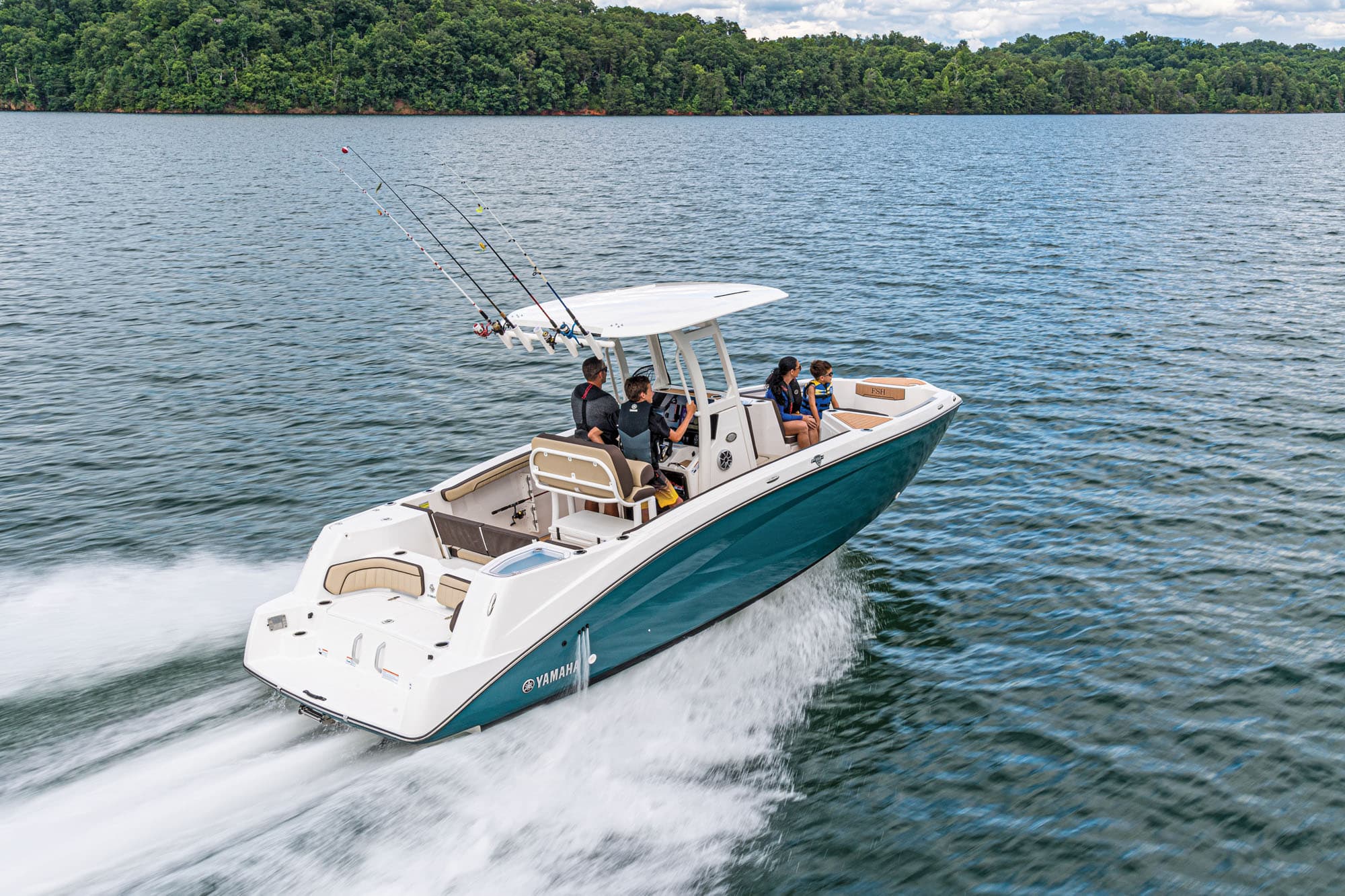 2021 Yamaha 255 FSH Sport E Boating Mag