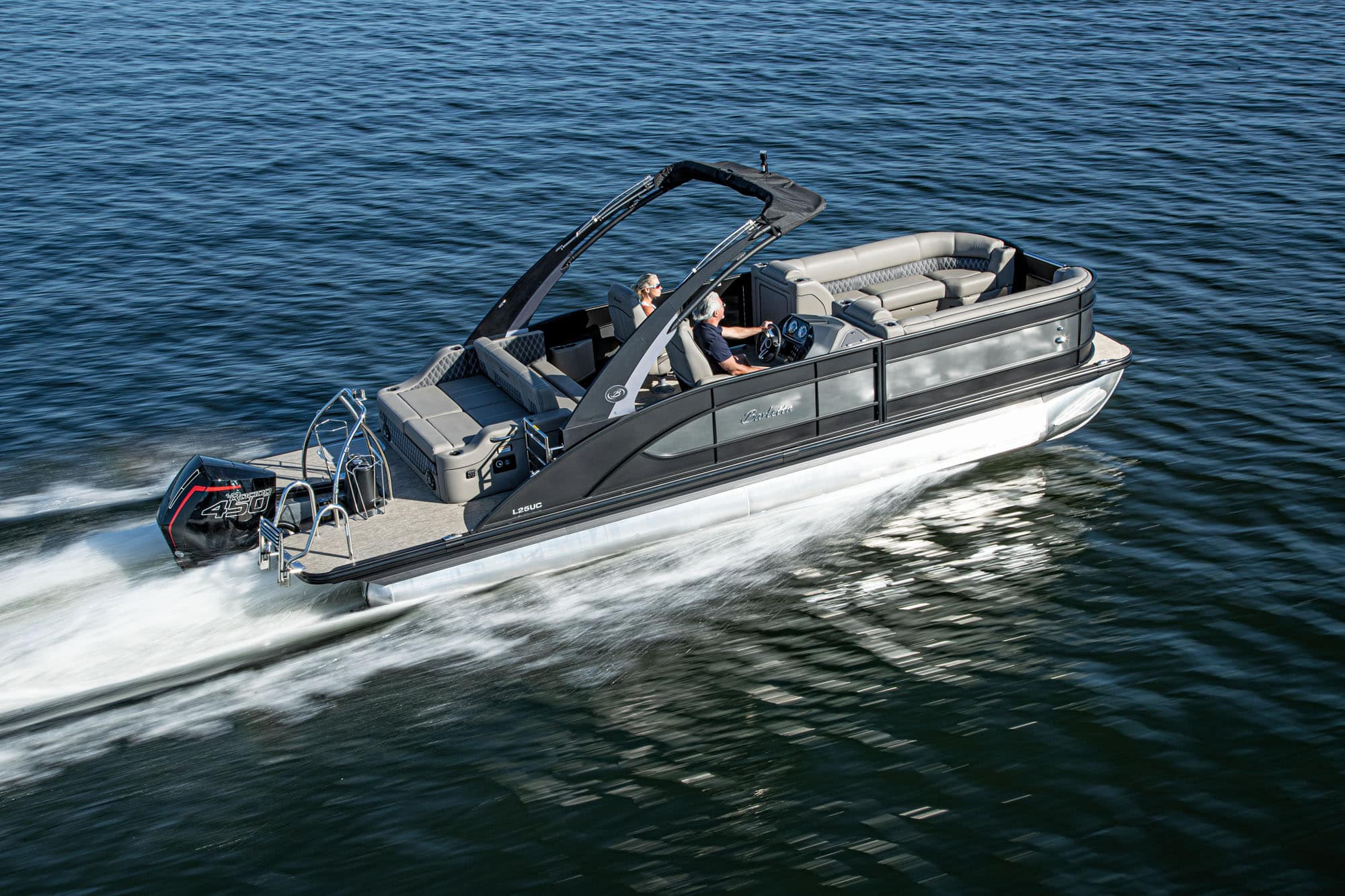 2021 Barletta L25UCA Boat Test, Pricing, Specs | Boating Mag