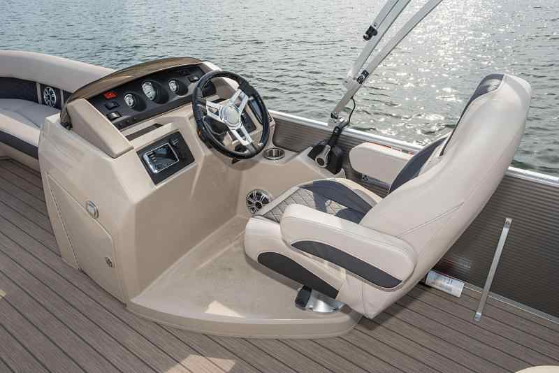 2019 Bennington SX23 Premium Swingback