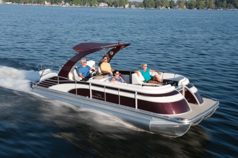 LOA: 28'2"
Beam: 8'6"
Dry Weight: 4,591 lb. (without engine)
Seating/Weight Capacity: 17/4,591 lb.
Fuel Capacity: 58.7 gal. More Information: benningtonmarine.com