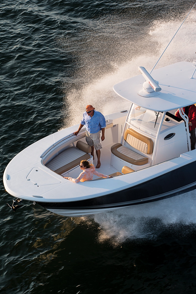 Southport 33 FE | Boating Mag