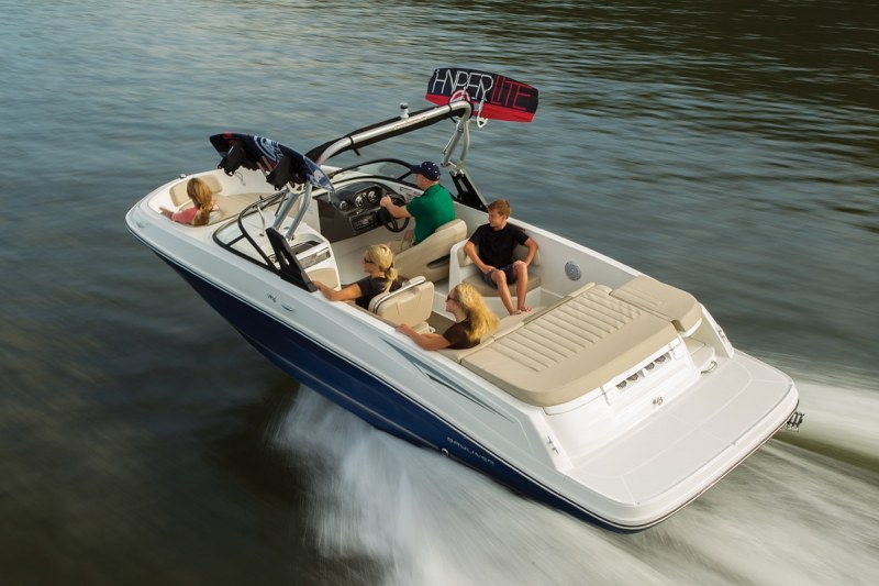 Bayliner VR6