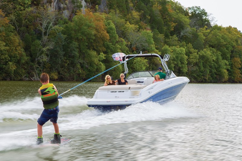 Bayliner VR6