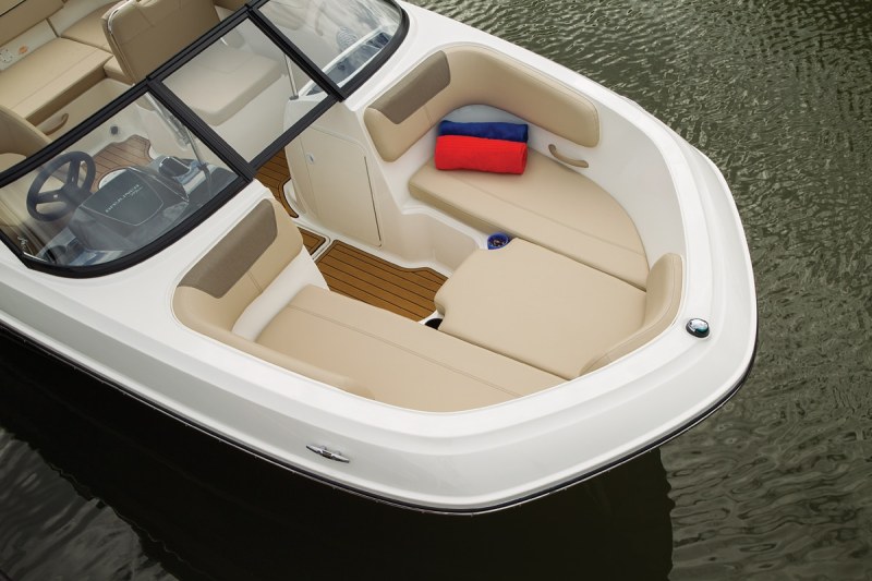 Bayliner VR6