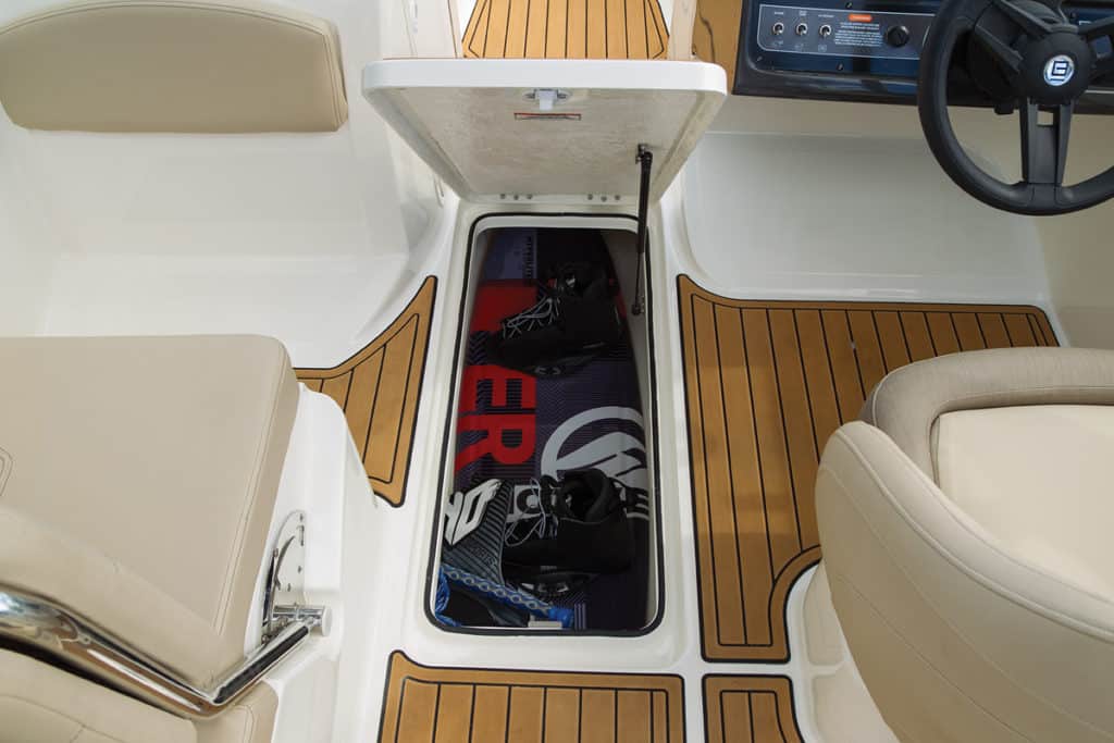Bayliner VR6