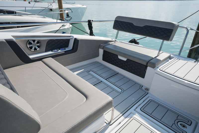 Aquila 36 Boat Test