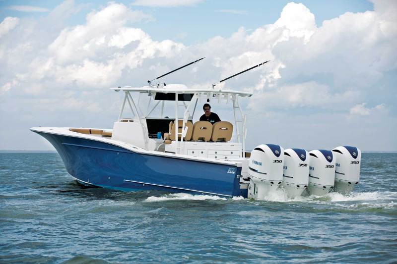 Buddy Davis 42 Center Console