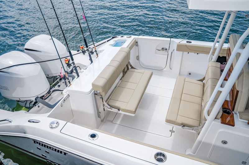 Pursuit S288 Sport Boat Test