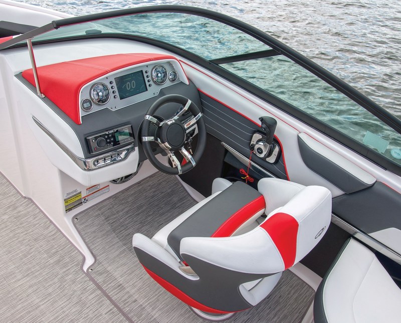 Forward Drive Wakesurfing: Regal 2300 RX Surf