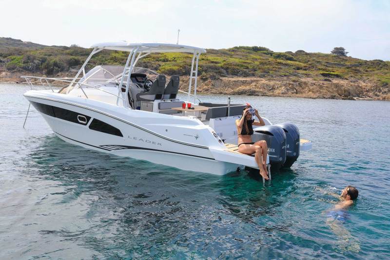 Jeanneau Leader 9.0 Boat Test