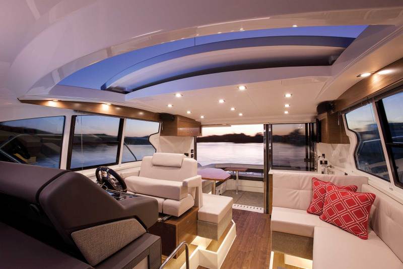 Cruisers Yachts Cantius 42
