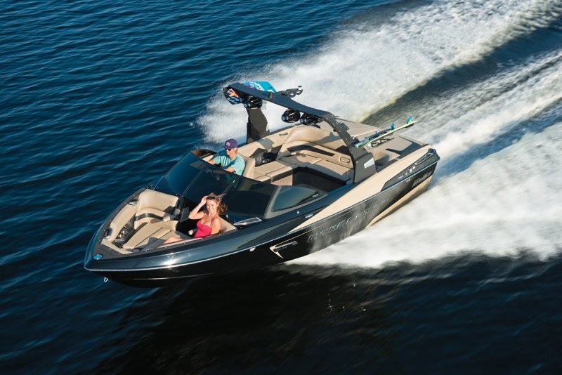 Malibu Wakesetter 23 LSV