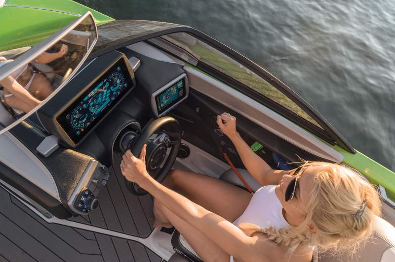 Malibu Wakesetter 25 LSV