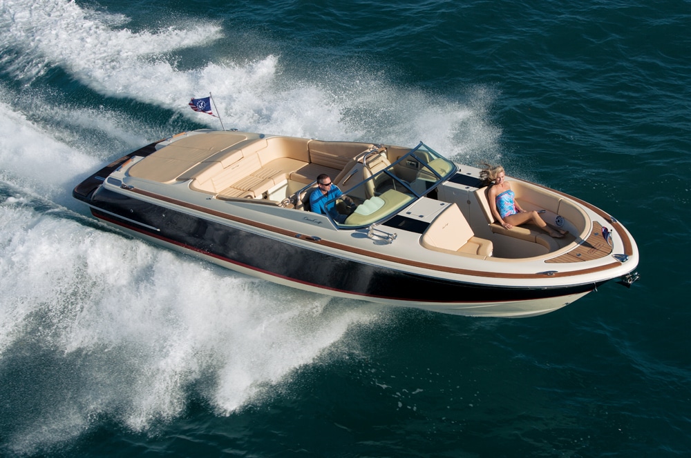 Chris-Craft Launch 32 | Boating Mag