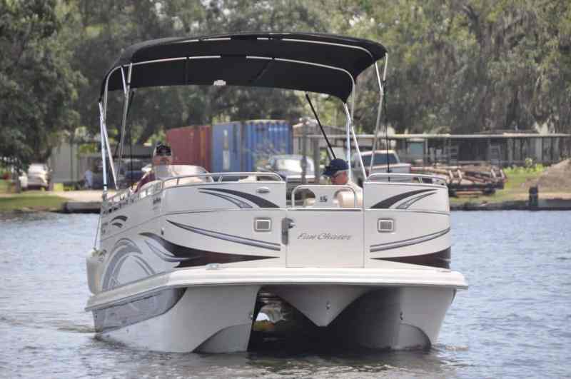 Carolina Skiff Pontoon