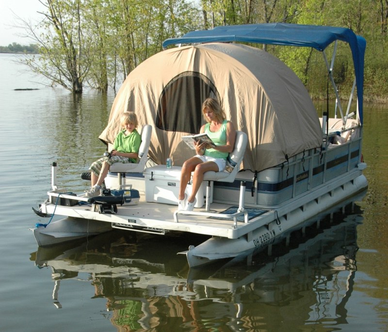 The Best of Pontoon Boats and Pontooning