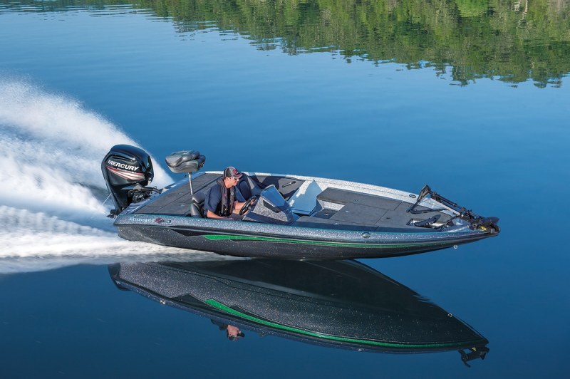 LOA: 17'6"
Beam: 7'6"
Dry Weight: 1,250 lb. (plus engine)
Weight Capacity: 1,200 lb.
Fuel Capacity: 23 gal. More Information: rangerboats.com