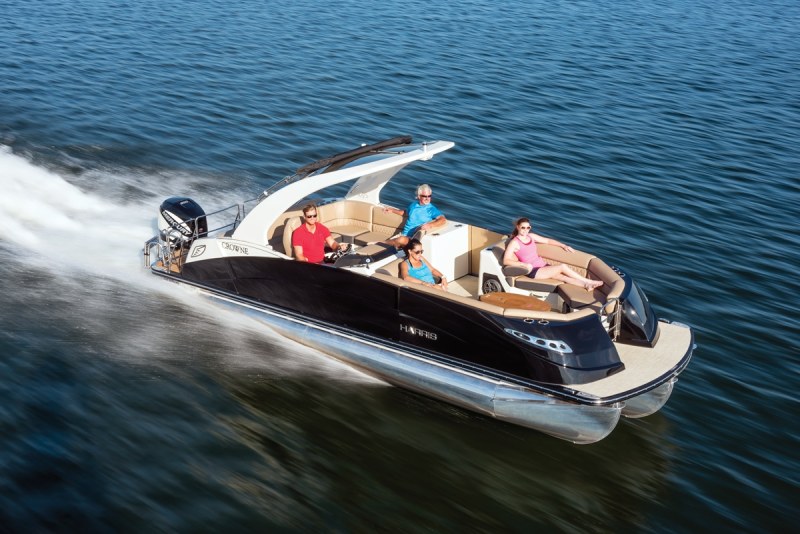 LOA: 26'9"
Beam: 8'6"
Dry Weight: 3,859 lb. (without engine)
Seating/Weight Capacity: 15/3,100 lb.
Fuel Capacity: 50 gal. More Information: harrisboats.com