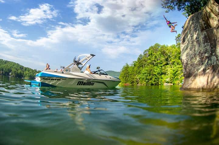 2017 Malibu Wakesetter 21 VLX