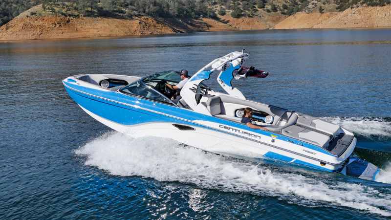 2017 Centurion Boats