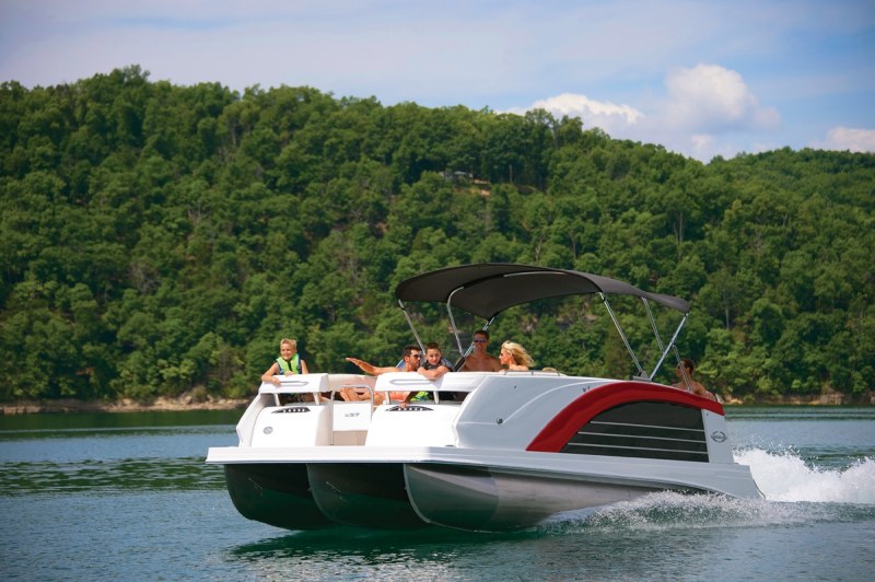 LOA: 27'5"Beam: 9'3"Dry Weight: 5,780 lb.Seating Capacity: 14Fuel Capacity: 55 gal.More Information: markerone.com