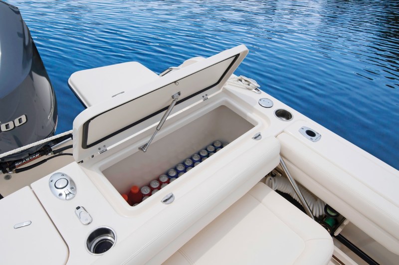 Grady-White Freedom 235