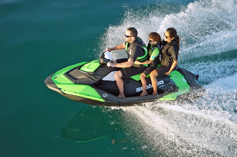 LOA: 9'2"
Beam: 3'0"
Dry Weight (2/3): 405/421
Seating/Weight Capacity: 2/350 lb.; 3/450 lb.
Fuel Capacity: 7.9 gal. More Information: sea-doo.com