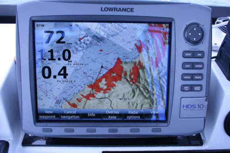 To overlay radar returns on a GPS/chart plotter, as shown in this screen shot on an Lowrance HDS-10, you to need to install and connect an electronic compass such as the Simrad RC42.
