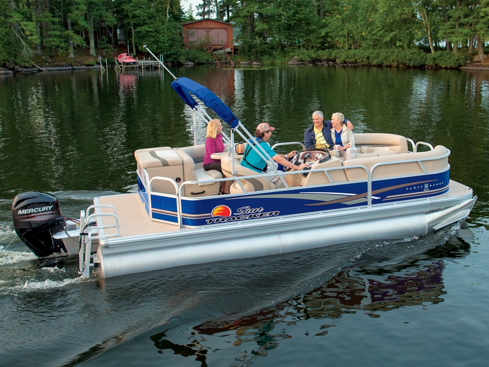 2014 Pontoon Buyers Guide: Sun Tracker Party Barge 20 DLX | Boating Mag