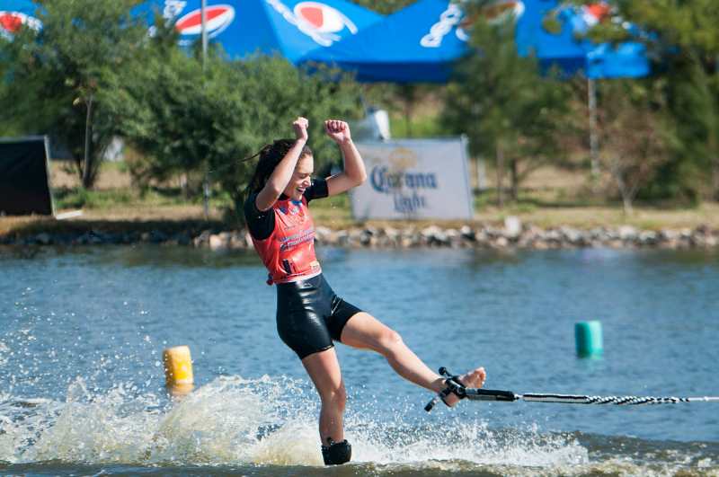waterskiing