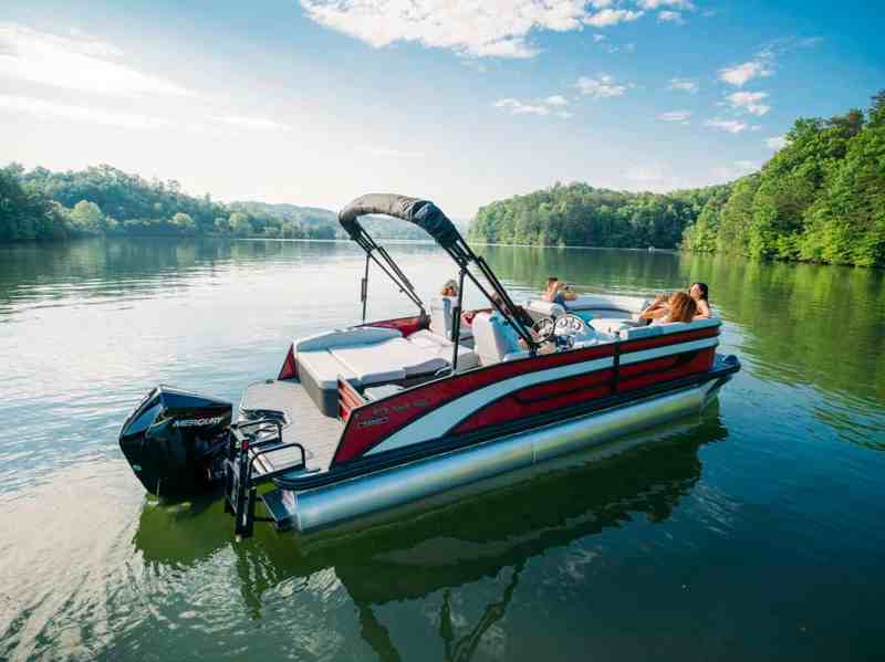 Lowe SS pontoon boat