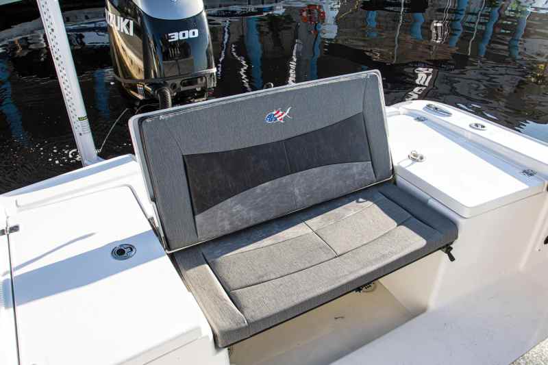 Crevalle Boats 26 HBW aft seat