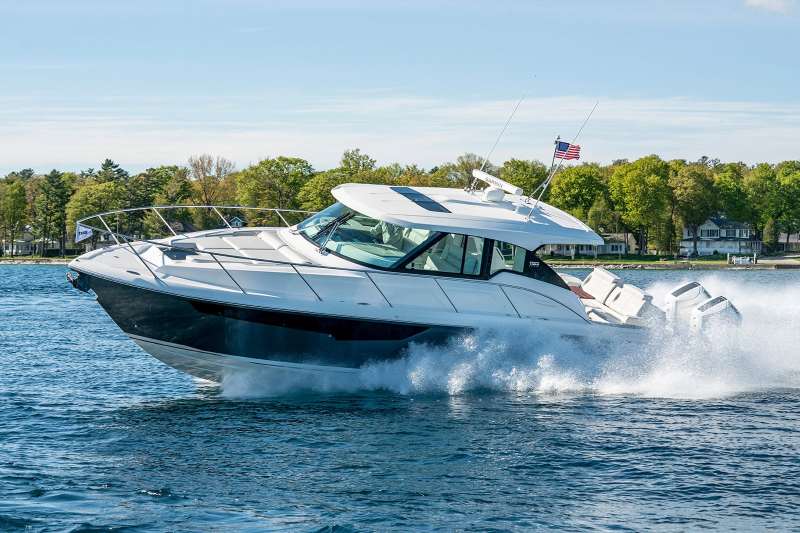 Tiara Yachts 43 LE